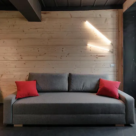 Fitzgerald Building - The House Of Travelers Apartment *