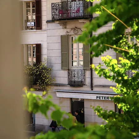 Fitzgerald Building - The House Of Travelers Apartment *