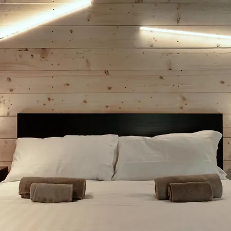 Fitzgerald Building - The House Of Travelers شقة كومو