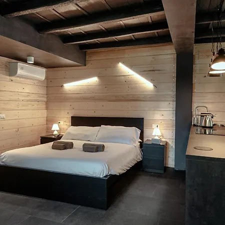 Apartment Fitzgerald Building - The House Of Travelers