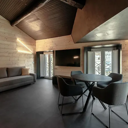 Apartment Fitzgerald Building - The House Of Travelers