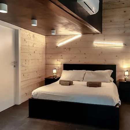 Apartment Fitzgerald Building - The House Of Travelers
