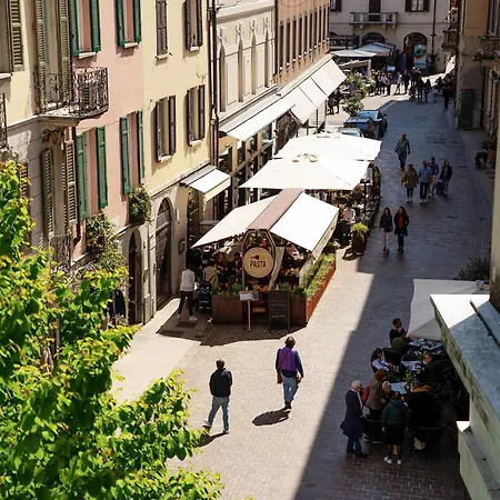 Fitzgerald Building - The House Of Travelers *